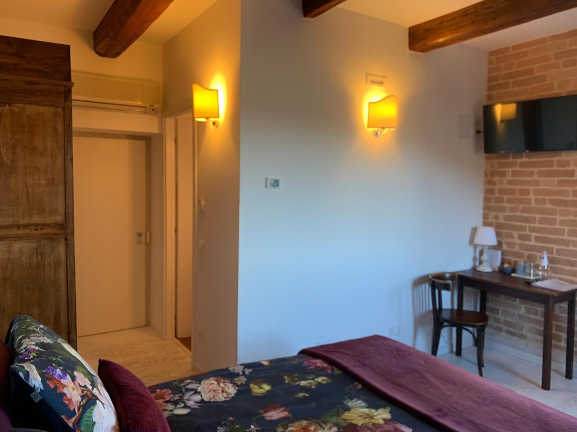 Gastronomic B&B Carlocarla Monte San Pietrangeli Экстерьер фото